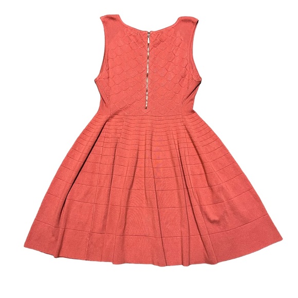 Beautiful EUC Size 2 Torrid Women’s Terracotta Sleeveless Sweater Dress - Picture 3 of 3